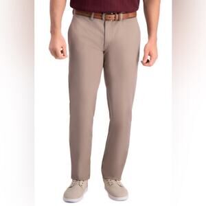 HAGGAR Premium Comfort Slim Fit Khaki Pant 29 x 30